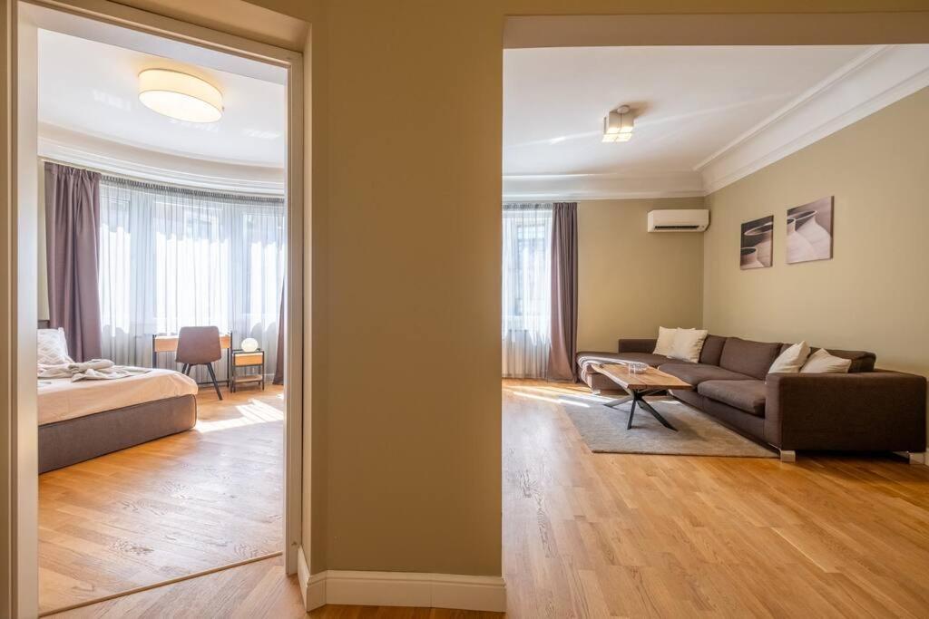 Appartamento Stunning Luxury 3 Bedroom In The Heart Of Town *